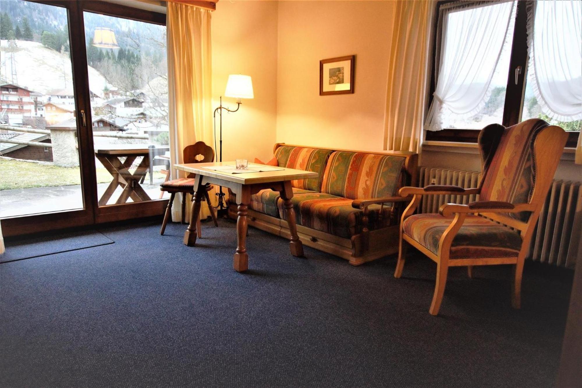 Ferienhaus Waldwinkl Hotel Grainau Room photo
